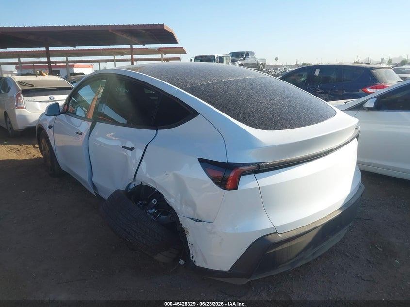 2026 Tesla Model y VIN 7SAYGDED0TA598386 IAAI salvage auction — UNKNOWN, Salvage Title, sold $22,150 on 2026-08-01 (photo 3)