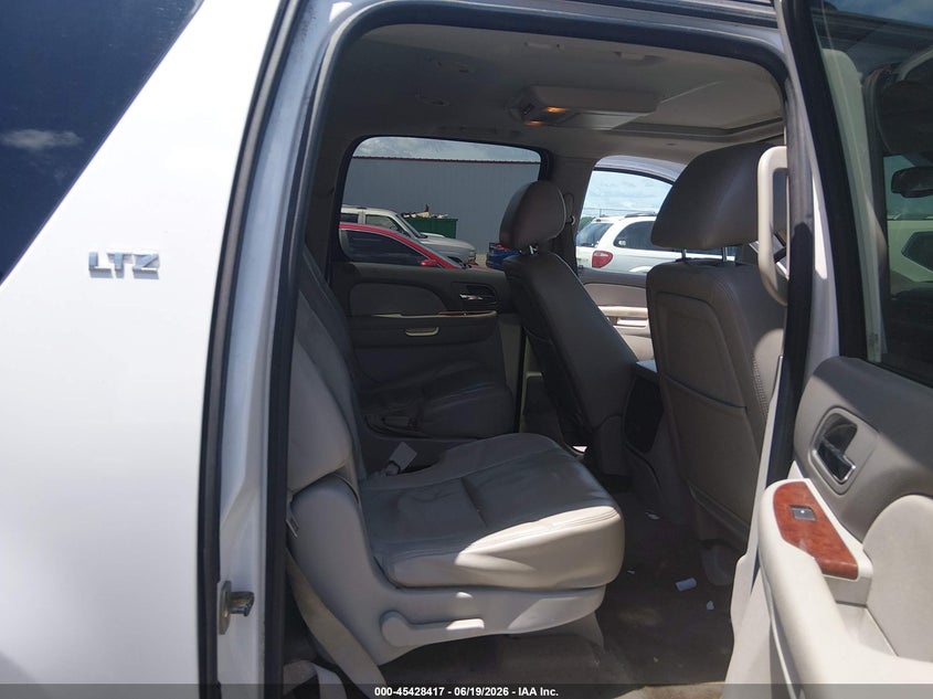 2011 Chevrolet Suburban 1500 VIN 1GNSCKE03BR397150 IAAI salvage auction — NORMAL WEAR, Repossession Paperwork (South Carolina), sold $25 on 2026-07-08 (photo 8)