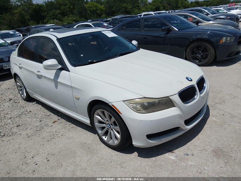 2011 BMW 3 series VIN WBAPH5G59BNM77955 IAAI salvage auction — NORMAL WEAR, Original (Texas), sold $600 on 2026-07-20 (photo 1)