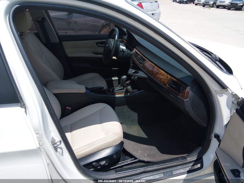 2011 BMW 3 series VIN WBAPH5G59BNM77955 IAAI salvage auction — NORMAL WEAR, Original (Texas), sold $600 on 2026-07-20 (photo 5)