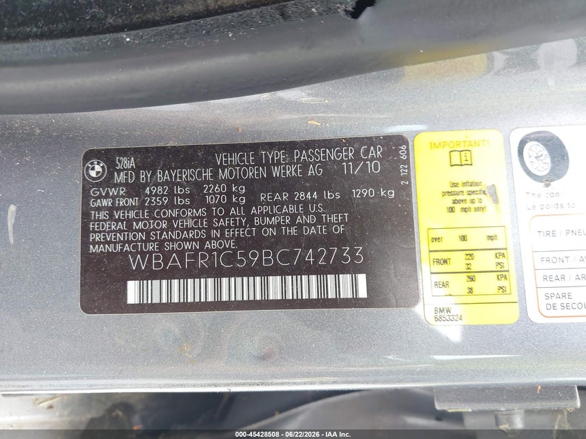 2011 BMW 5 series VIN WBAFR1C59BC742733 IAAI salvage auction — NORMAL WEAR, Clear (Virginia), sold $550 on 2026-07-28 (photo 9)