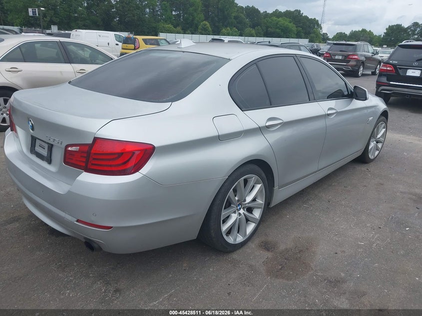 2011 BMW 5 series VIN WBAFU7C50BC439583 IAAI salvage auction — REPOSSESSION, Clear (Alabama), sold $1,525 on 2026-07-17 (photo 4)