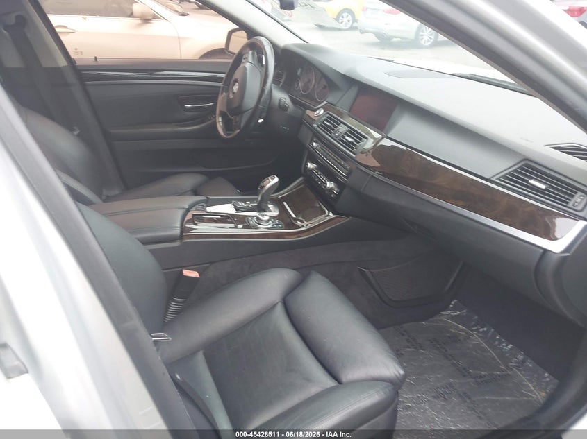 2011 BMW 5 series VIN WBAFU7C50BC439583 IAAI salvage auction — REPOSSESSION, Clear (Alabama), sold $1,525 on 2026-07-17 (photo 5)