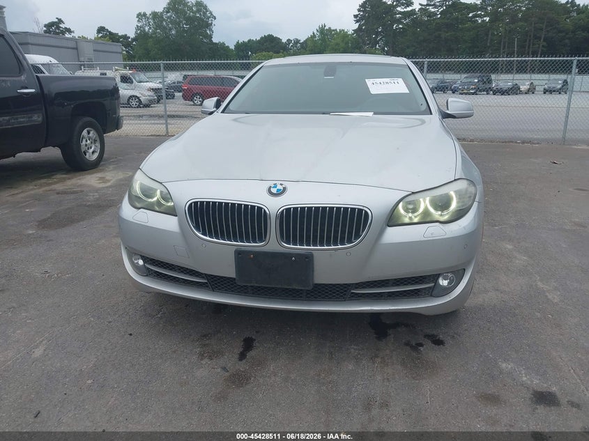 2011 BMW 5 series VIN WBAFU7C50BC439583 IAAI salvage auction — REPOSSESSION, Clear (Alabama), sold $1,525 on 2026-07-17 (photo 6)