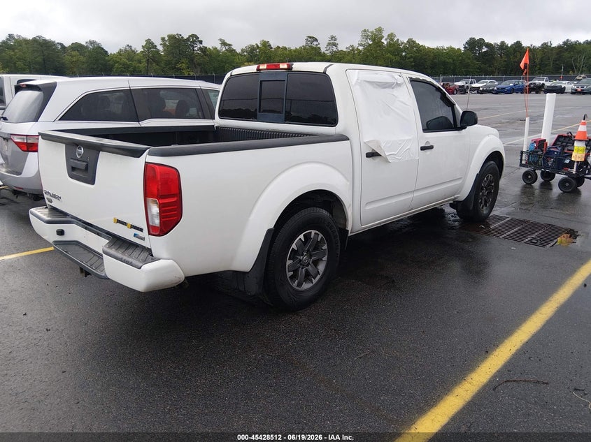 2017 Nissan Navara (frontier) VIN 1N6DD0ER2HN723843 IAAI salvage auction — SIDE, Salvage (South Carolina), sold $3,850 on 2026-07-18 (photo 4)