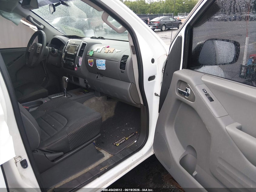 2017 Nissan Navara (frontier) VIN 1N6DD0ER2HN723843 IAAI salvage auction — SIDE, Salvage (South Carolina), sold $3,850 on 2026-07-18 (photo 5)