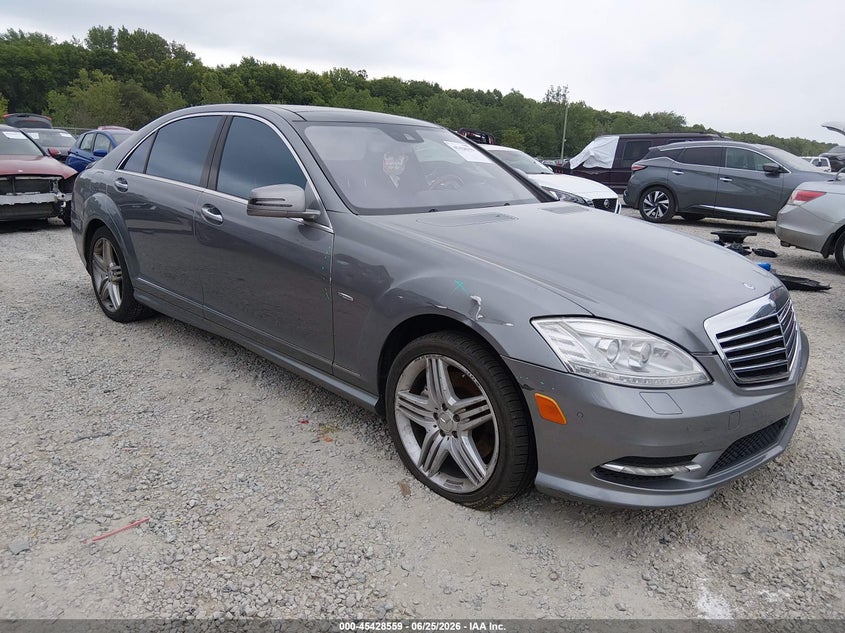 2012 Mercedes-benz S-klasse VIN WDDNG9EB0CA420054 IAAI salvage auction — FRONT & REAR, Salvage Title, sold $1,750 on 2026-08-02 (photo 1)