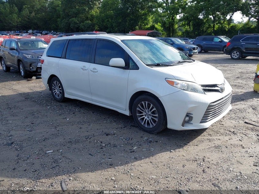 2018 Toyota Sienna VIN 5TDYZ3DC9JS902630 IAAI salvage auction — REAR END, Salvage (Georgia), sold $5,600 on 2026-07-16 (photo 1)