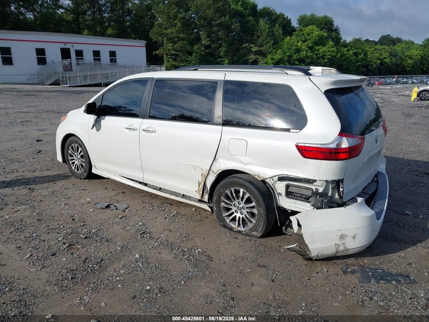 2018 Toyota Sienna VIN 5TDYZ3DC9JS902630 IAAI salvage auction — REAR END, Salvage (Georgia), sold $5,600 on 2026-07-16 (photo 3)