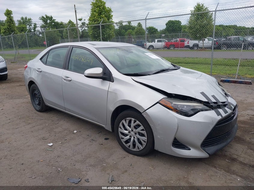 2018 Toyota Corolla VIN 5YFBURHE5JP753175 IAAI salvage auction — FRONT END, Salvage Title, sold $2,450 on 2026-07-21 (photo 1)