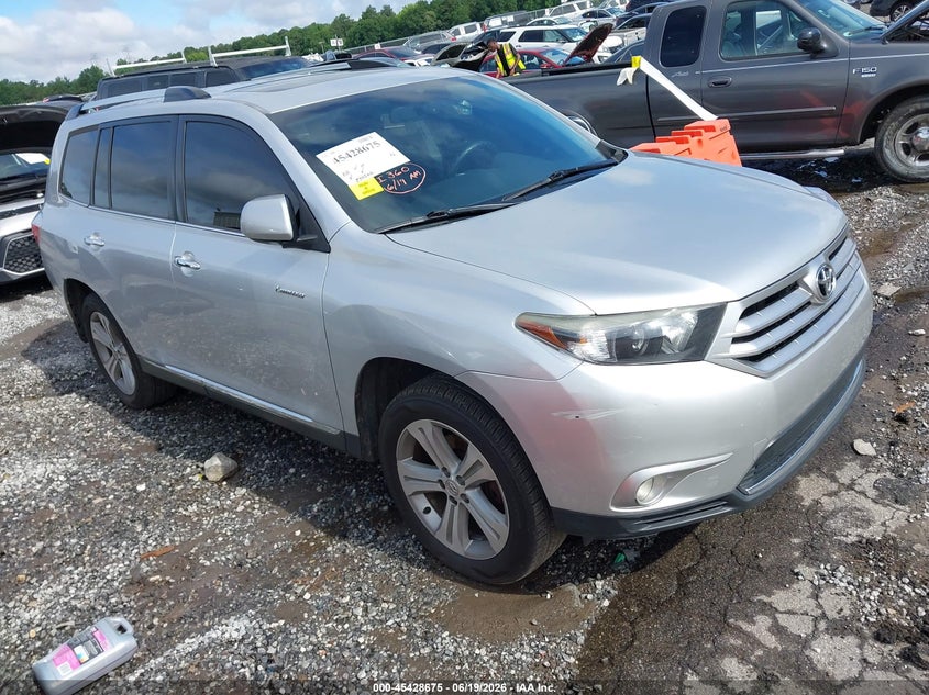2013 Toyota Highlander VIN 5TDYK3EH2DS110581 IAAI salvage auction — REAR END, Salvage (Georgia), sold $4,250 on 2026-07-15 (photo 1)