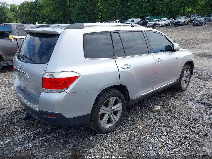 2013 Toyota Highlander VIN 5TDYK3EH2DS110581 IAAI salvage auction — REAR END, Salvage (Georgia), sold $4,250 on 2026-07-15 (photo 4)