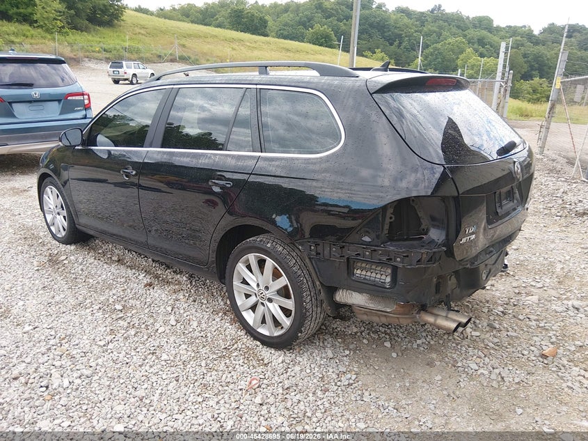 2014 Volkswagen Jetta VIN 3VWPL7AJ8EM622921 IAAI salvage auction — REAR END, Salvage (Kentucky), sold $1,300 on 2026-07-24 (photo 3)