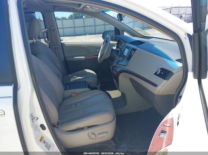 2014 Toyota Sienna VIN 5TDYK3DC4ES415488 IAAI salvage auction — FRONT END, Salvage (Idaho), sold $2,600 on 2026-07-16 (photo 5)
