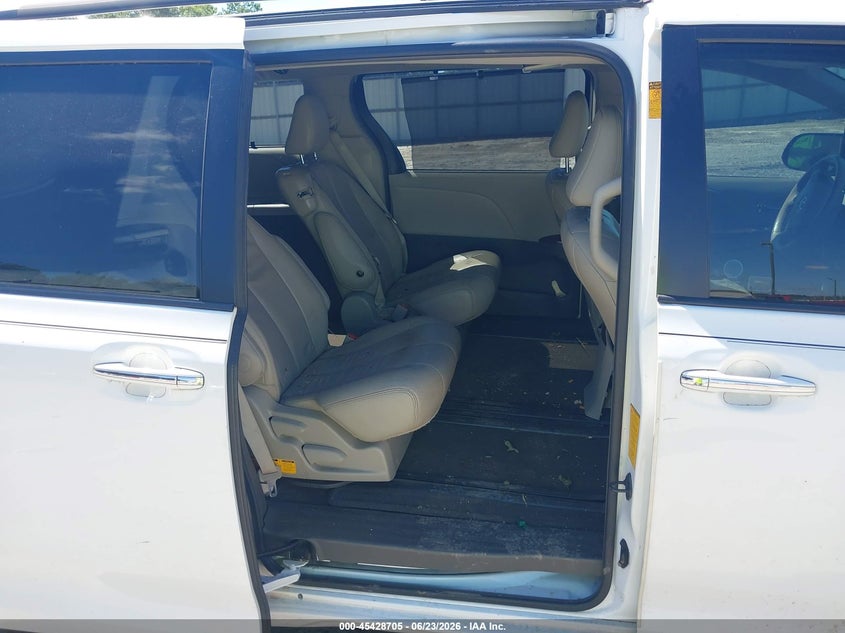 2014 Toyota Sienna VIN 5TDYK3DC4ES415488 IAAI salvage auction — FRONT END, Salvage (Idaho), sold $2,600 on 2026-07-16 (photo 8)