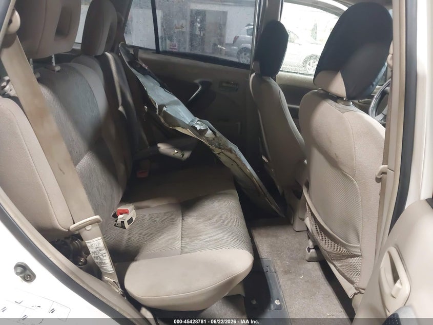 2002 Toyota Rav4 VIN JTEHH20V726053566 IAAI salvage auction — NORMAL WEAR, Clear (New York), sold $400 on 2026-07-22 (photo 8)