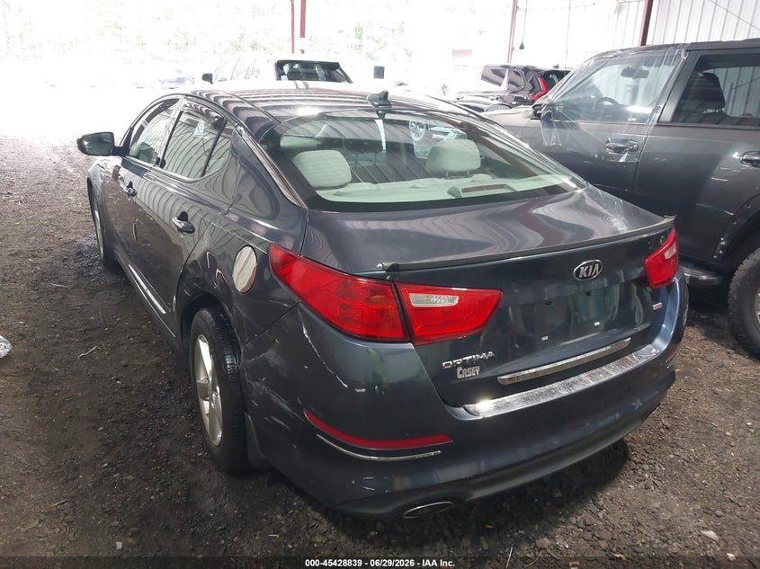 2015 Kia Optima VIN 5XXGM4A71FG491403 IAAI salvage auction — REAR END, Clear (Virginia), sold $200 on 2026-07-23 (photo 3)