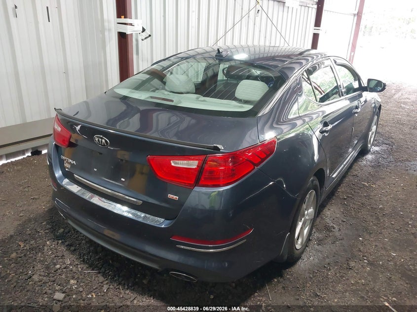 2015 Kia Optima VIN 5XXGM4A71FG491403 IAAI salvage auction — REAR END, Clear (Virginia), sold $200 on 2026-07-23 (photo 4)