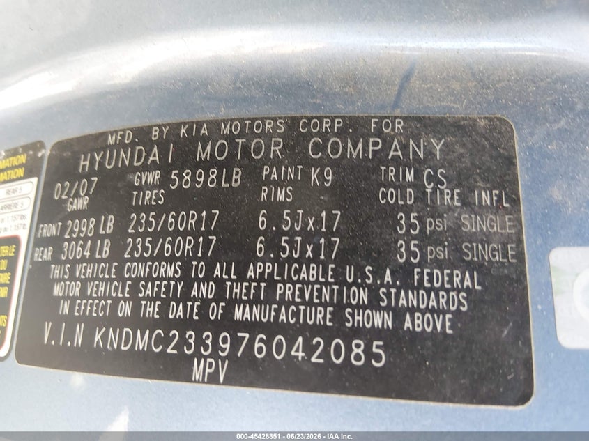 2007 Hyundai Entourage VIN KNDMC233976042085 IAAI salvage auction — NORMAL WEAR, Clear (Arizona), sold $100 on 2026-07-31 (photo 9)