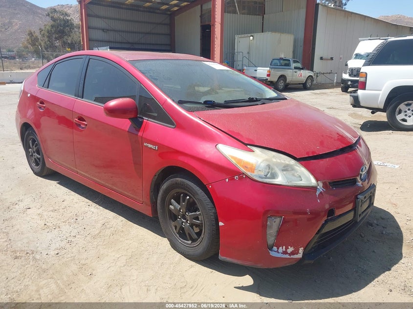 2014 Toyota Prius VIN JTDKN3DU1E0357767 IAAI salvage auction — NORMAL WEAR, Salvage Title - Dealer (California), sold $725 on 2026-07-28 (photo 1)