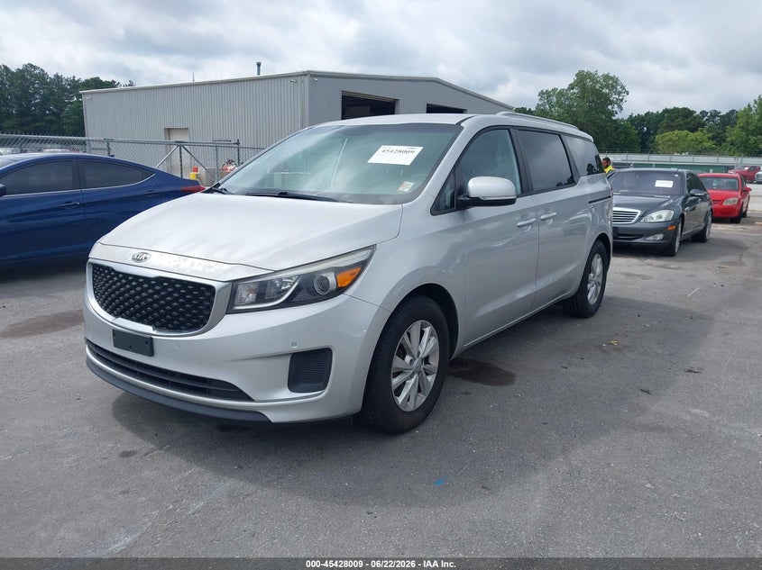 2017 Kia SEDONA VIN KNDMB5C17H6246081 IAAI salvage auction — NORMAL WEAR, Clear (Florida), sold $1,450 on 2026-07-08 (photo 2)