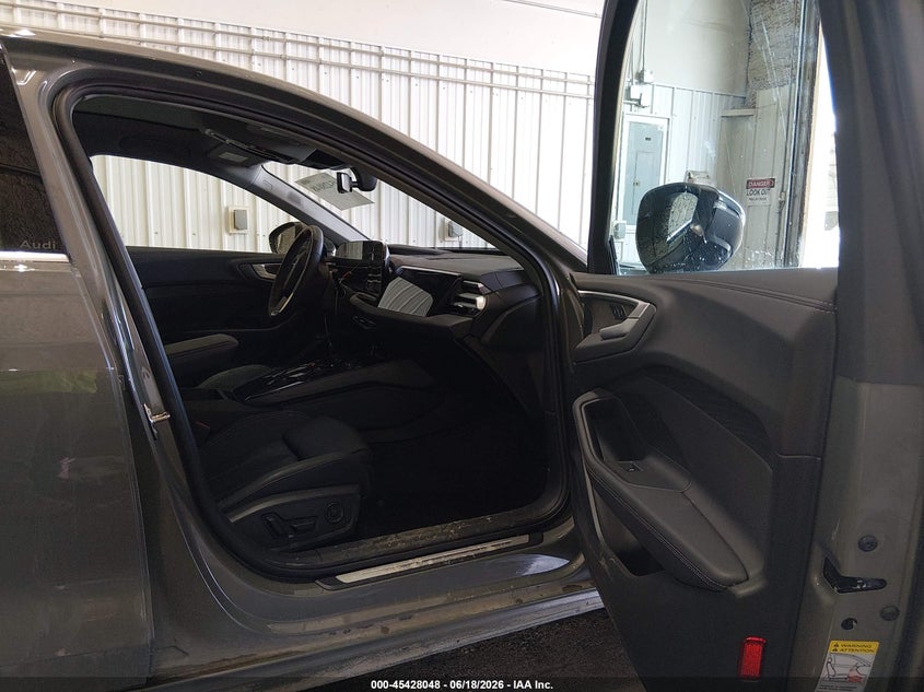 2025 Audi A5 VIN WAU2BCFU0SN030455 IAAI salvage auction — FRONT END, Salvage Title, sold $11,600 on 2026-08-01 (photo 5)