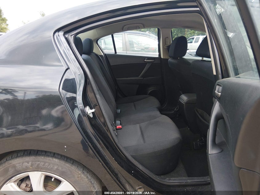 2012 Mazda 3 VIN JM1BL1UF6C1529665 IAAI salvage auction — FRONT END, Salvage (Missouri), sold $25 on 2026-08-26 (photo 8)