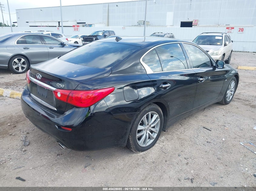 2015 Infiniti Q50 VIN JN1BV7AP5FM345530 IAAI salvage auction — SIDE, Salvage Title, sold $1,600 on 2026-08-02 (photo 4)