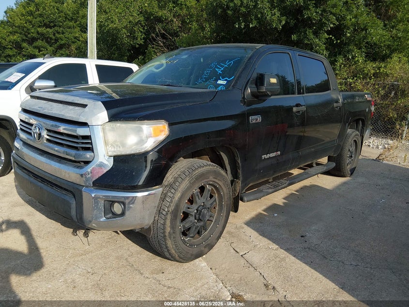 2016 Toyota Tundra VIN 5TFDW5F11GX492374 IAAI salvage auction — NORMAL WEAR, Original (Texas), sold $7,900 on 2026-07-06 (photo 2)