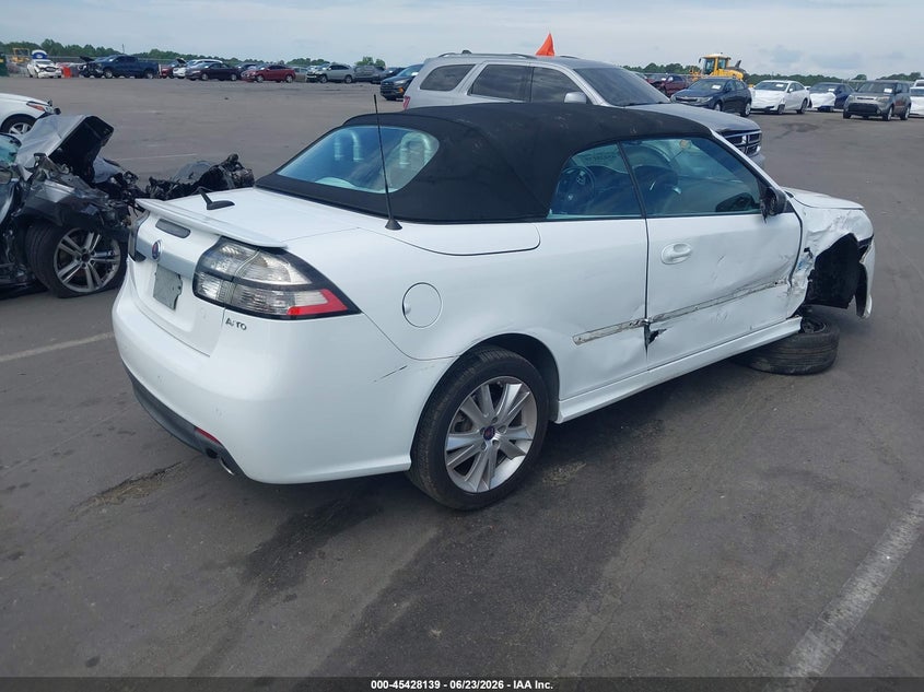 2008 Saab 9-3 VIN YS3FH71U286001309 IAAI salvage auction — RIGHT FRONT, Salvage (Idaho), sold $25 on 2026-07-15 (photo 4)