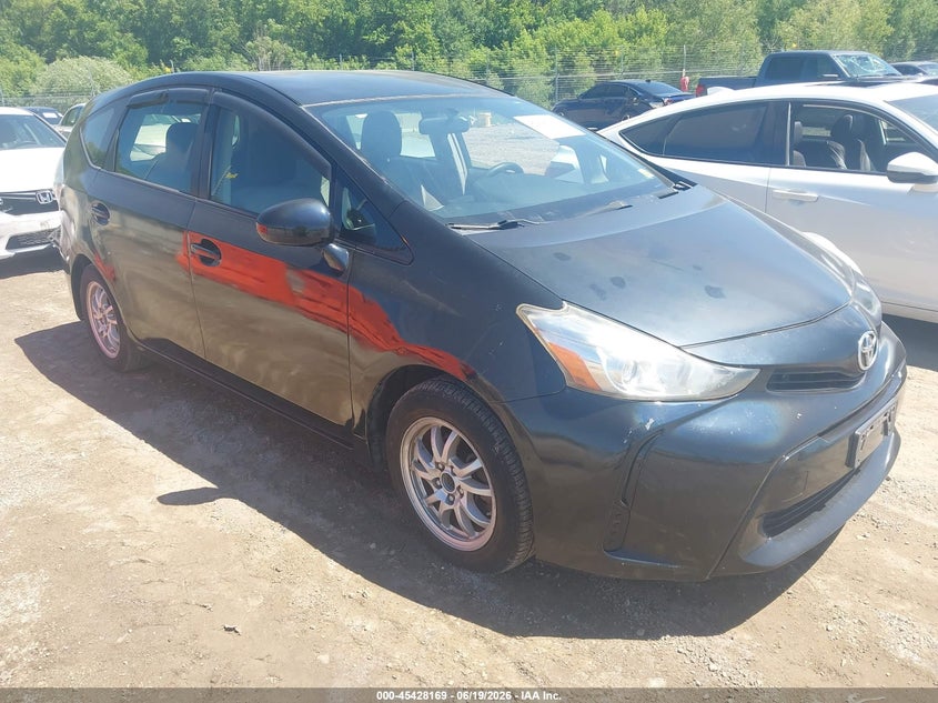 2015 Toyota Prius v VIN JTDZN3EU2FJ033414 IAAI salvage auction — NORMAL WEAR, Clear (Illinois), sold $1,125 on 2026-07-29 (photo 1)