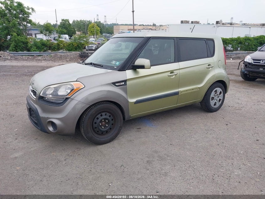 2013 Kia Soul VIN KNDJT2A5XD7634463 IAAI salvage auction — NORMAL WEAR, Clear (Pennsylvania), sold $375 on 2026-07-24 (photo 2)