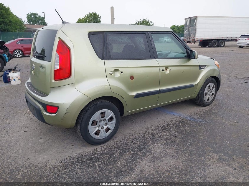 2013 Kia Soul VIN KNDJT2A5XD7634463 IAAI salvage auction — NORMAL WEAR, Clear (Pennsylvania), sold $375 on 2026-07-24 (photo 4)