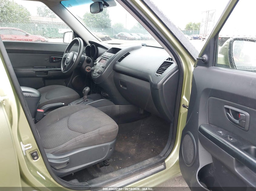 2013 Kia Soul VIN KNDJT2A5XD7634463 IAAI salvage auction — NORMAL WEAR, Clear (Pennsylvania), sold $375 on 2026-07-24 (photo 5)