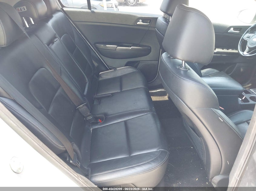 2017 Kia Sportage VIN KNDPN3ACXH7241139 IAAI salvage auction — NORMAL WEAR, Clear (Illinois), sold $2,150 on 2026-07-27 (photo 8)