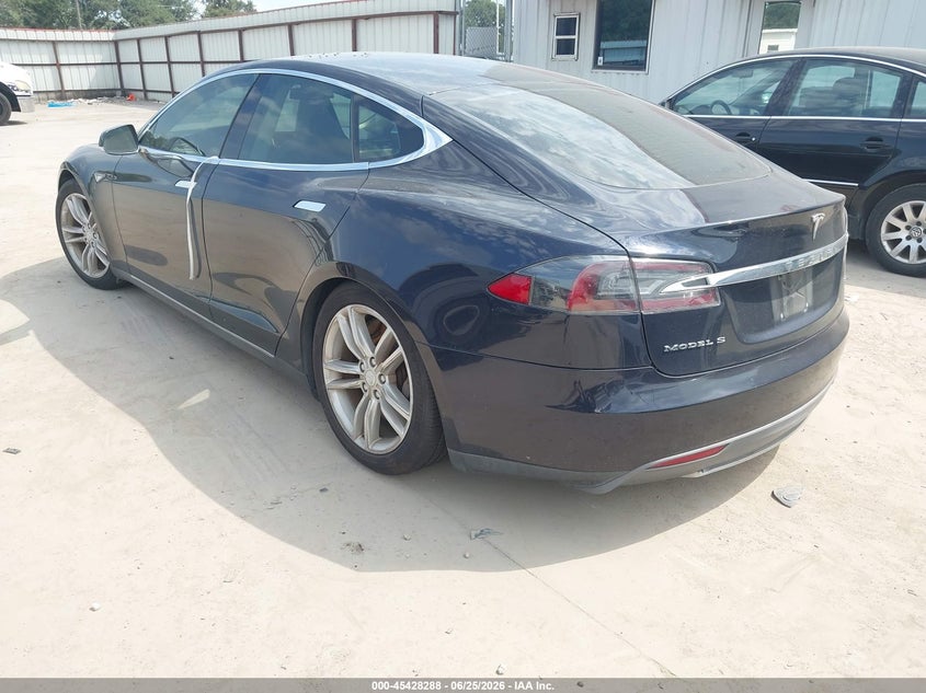 2013 Tesla Model s VIN 5YJSA1DN4DFP19986 IAAI salvage auction — ELECTRICAL, Clear (Montana), sold $1,050 on 2026-07-21 (photo 3)