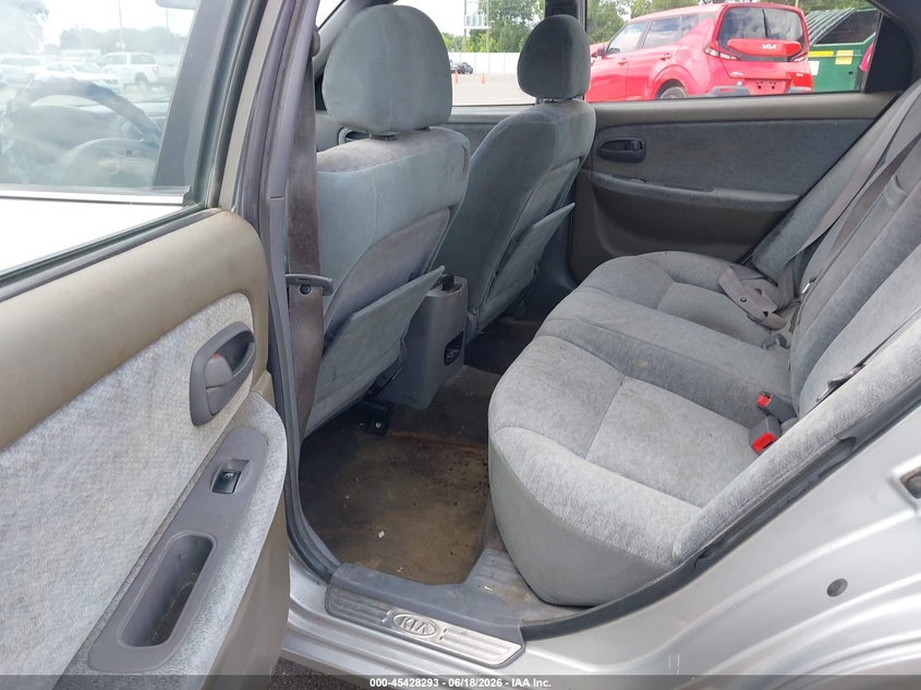 2005 Kia Optima VIN KNAGD126555387856 IAAI salvage auction — FRONT END, Clear (Tennessee), sold $500 on 2026-07-14 (photo 8)