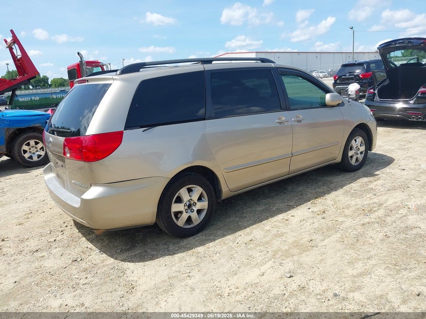 2008 Toyota Sienna VIN 5TDZK22C78S146702 IAAI salvage auction — RIGHT REAR, Salvage (Georgia), sold $3,200 on 2026-07-23 (photo 4)