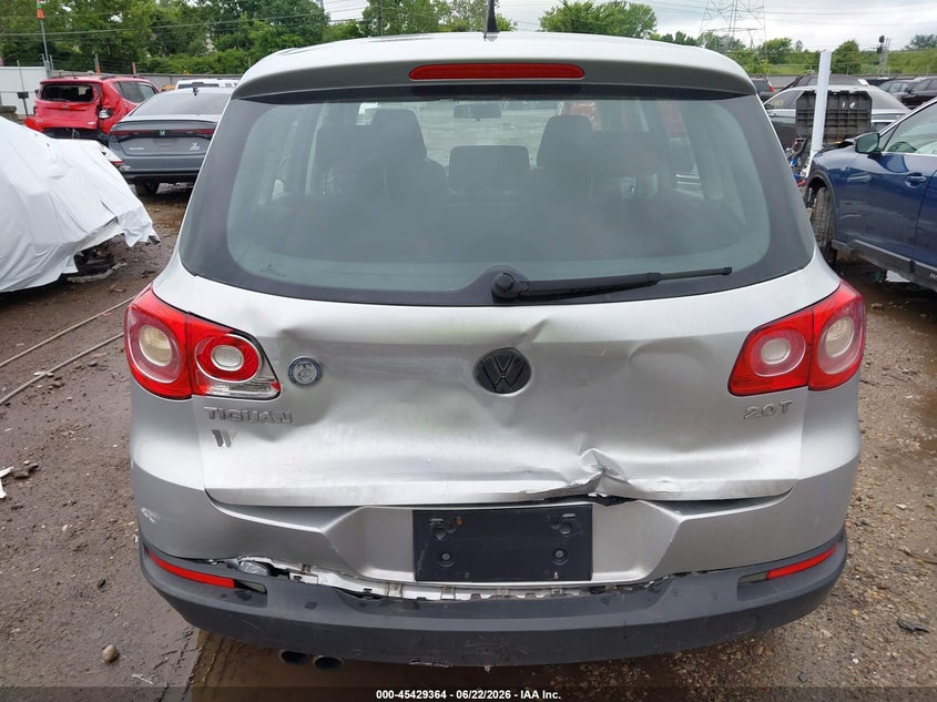 2009 Volkswagen Tiguan VIN WVGAV75N59W002643 IAAI salvage auction — REAR END, Salvage (Ohio), sold $825 on 2026-07-16 (photo 6)
