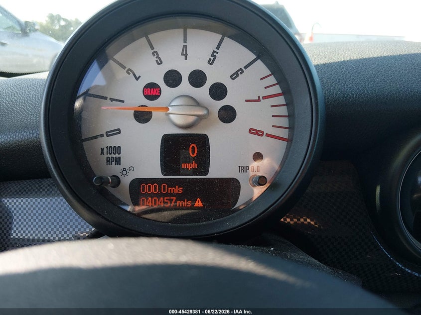 2012 Mini Clubman VIN WMWZG3C59CTY32299 IAAI salvage auction — NORMAL WEAR, Salvage Title, sold $850 on 2026-07-29 (photo 7)