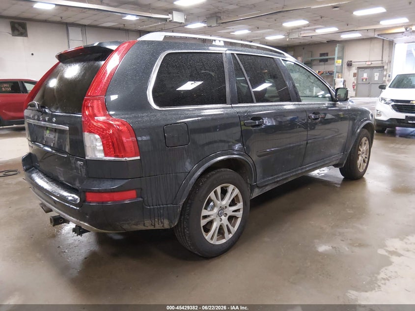 2013 Volvo Xc90 VIN YV4952CZ0D1667159 IAAI salvage auction — REAR END, Salvage (Maine), sold $875 on 2026-07-27 (photo 4)