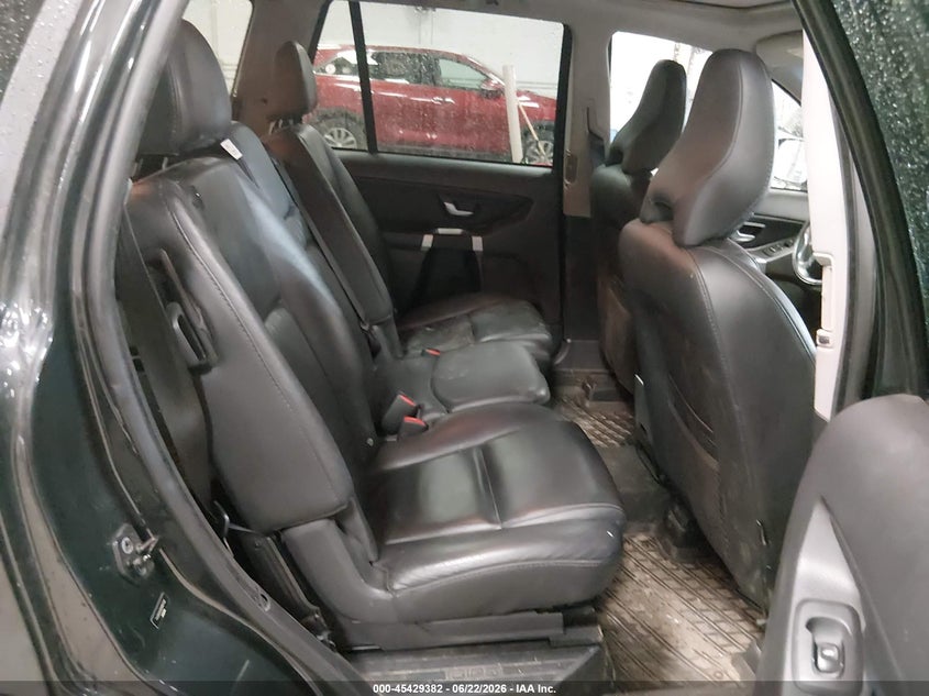 2013 Volvo Xc90 VIN YV4952CZ0D1667159 IAAI salvage auction — REAR END, Salvage (Maine), sold $875 on 2026-07-27 (photo 8)