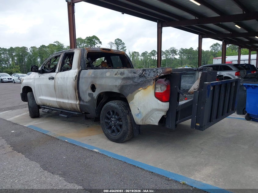 2019 Toyota Tundra VIN 5TFRM5F12KX141767 IAAI salvage auction — INTERIOR BURN, Rebuildable (Florida), sold $3,250 on 2026-07-14 (photo 3)