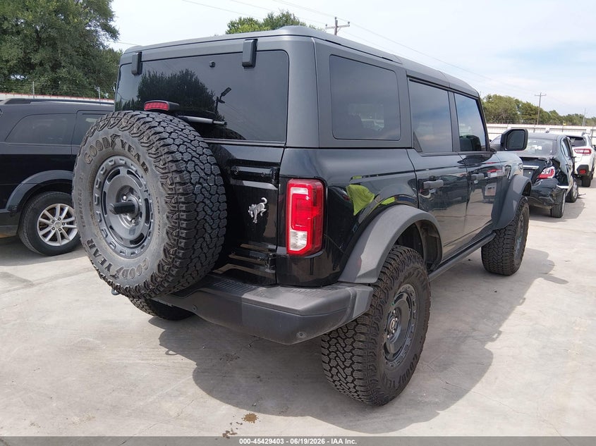 2025 Ford Bronco VIN 1FMEE7BH9SLA67650 IAAI salvage auction — SIDE, Original (Texas), sold $18,800 on 2026-08-06 (photo 4)