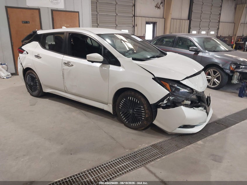2023 Nissan Leaf VIN 1N4CZ1CV1PC560592 IAAI salvage auction — FRONT END, Salvage Title, sold $25 on 2026-07-29 (photo 1)