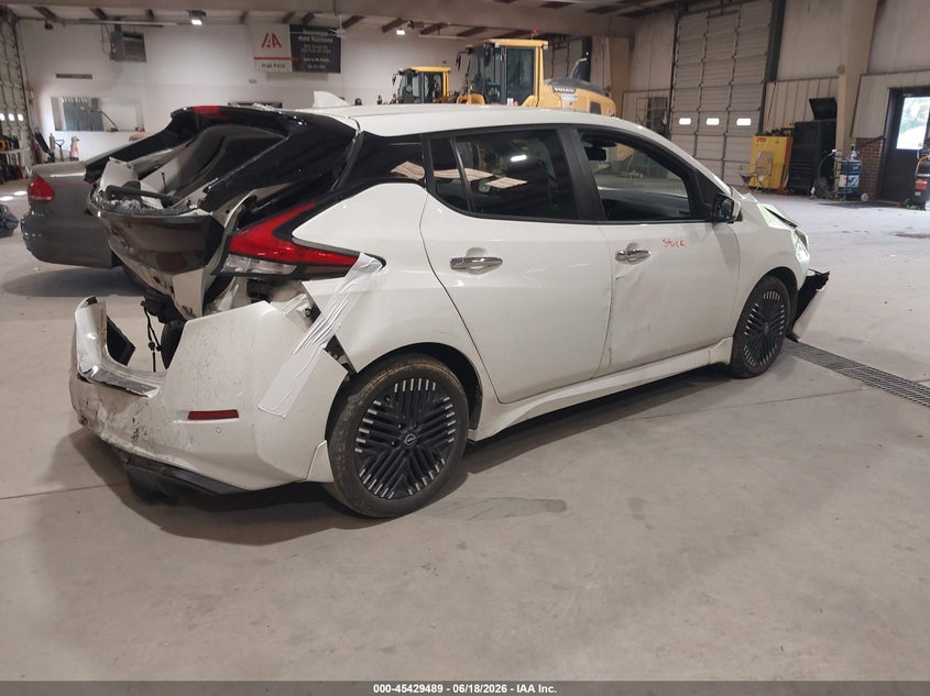 2023 Nissan Leaf VIN 1N4CZ1CV1PC560592 IAAI salvage auction — FRONT END, Salvage Title, sold $25 on 2026-07-29 (photo 4)