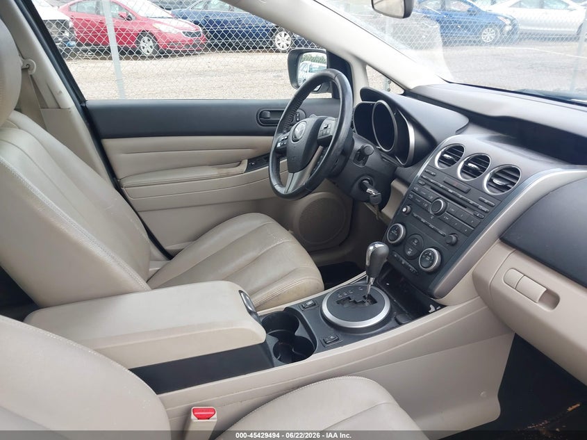 2011 Mazda Cx-7 VIN JM3ER2B54B0391129 IAAI salvage auction — NORMAL WEAR, Clear (Illinois), sold $375 on 2026-07-15 (photo 5)