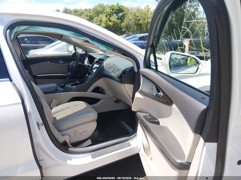 2018 Lincoln Mkx VIN 2LMPJ6LR9JBL38800 IAAI salvage auction — RIGHT REAR, Clear (Indiana), sold $3,050 on 2026-07-19 (photo 5)