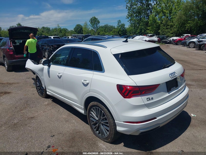 2021 Audi Q3 VIN WA1AUCF3XM1152194 IAAI salvage auction — LEFT FRONT, Salvage Title, sold $3,000 on 2026-07-31 (photo 3)