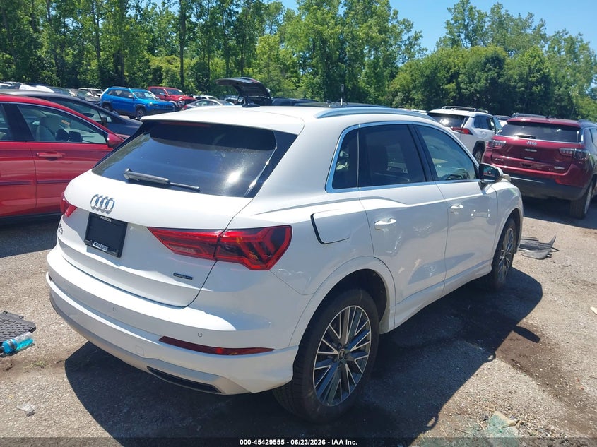 2021 Audi Q3 VIN WA1AUCF3XM1152194 IAAI salvage auction — LEFT FRONT, Salvage Title, sold $3,000 on 2026-07-31 (photo 4)